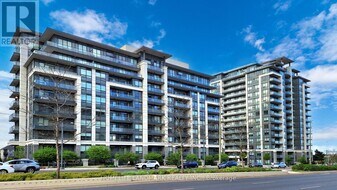 396 Hwy 7 in Richmond Hill, ON - Building Photo