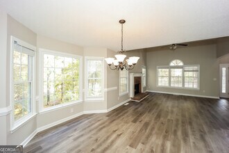130 Butterfield Ln in Fayetteville, GA - Foto de edificio - Building Photo