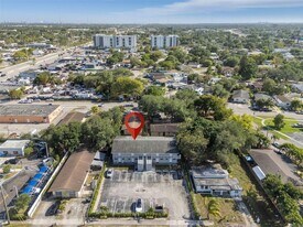 6034 Arthur St in Hollywood, FL - Building Photo