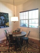 200 Poplar St, Unit E in Denver, CO - Building Photo - Building Photo