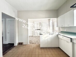 648 Lawton Pl in Fort Wayne, IN - Building Photo - Building Photo