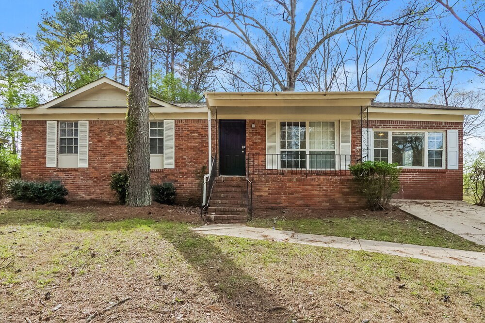 1732 6th St NW in Center Point, AL - Building Photo