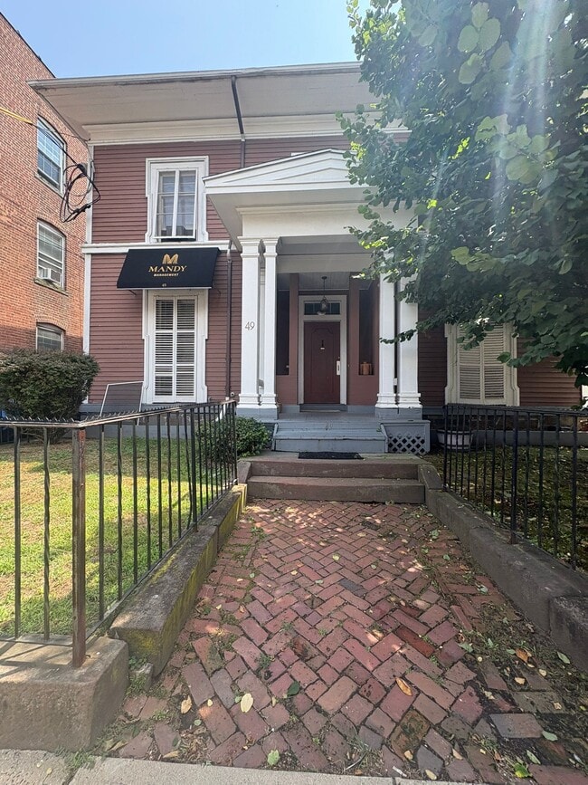 49 Warren St, Unit A