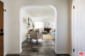 1916 W 94th St in Los Angeles, CA - Building Photo - Building Photo