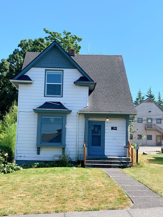 property at 1112 High St