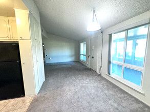 26720 Oak Crossing Rd, Unit C in Santa Clarita, CA - Building Photo - Building Photo