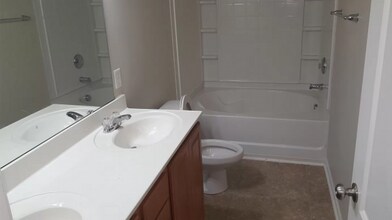5687 Stafford Rd in Charlotte, NC - Building Photo - Building Photo