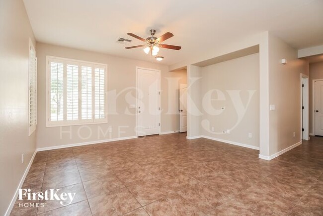 4519 E Melrose St in Gilbert, AZ - Foto de edificio - Building Photo