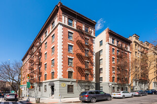 100 Cabrini Boulevard in New York, NY - Building Photo