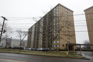 Rahway Plaza Apartments