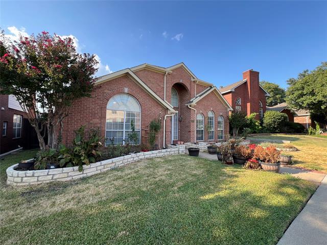1819 Dew Valley Dr in Carrollton, TX - Building Photo - Building Photo