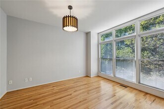 1294 Fernwood Cir NE in Atlanta, GA - Building Photo - Building Photo