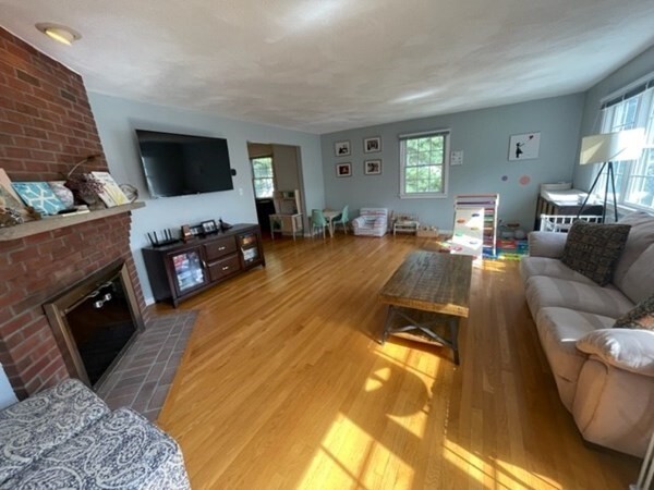 22 Lothrop St, Unit 1