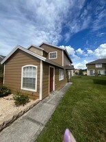 2531 Fan Palm Dr in Davenport, FL - Building Photo