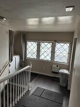 6110 W Clinton Ave in Cleveland, OH - Building Photo - Building Photo