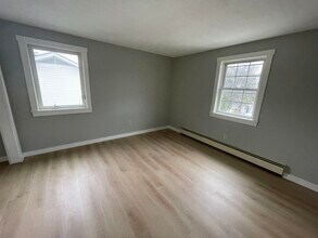 17 Kingsley Ct in Rutland, VT - Foto de edificio - Building Photo