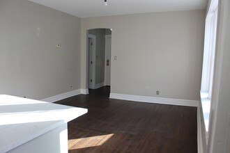 5026 N Winthrop Ave-Unit -2N in Chicago, IL - Building Photo - Building Photo