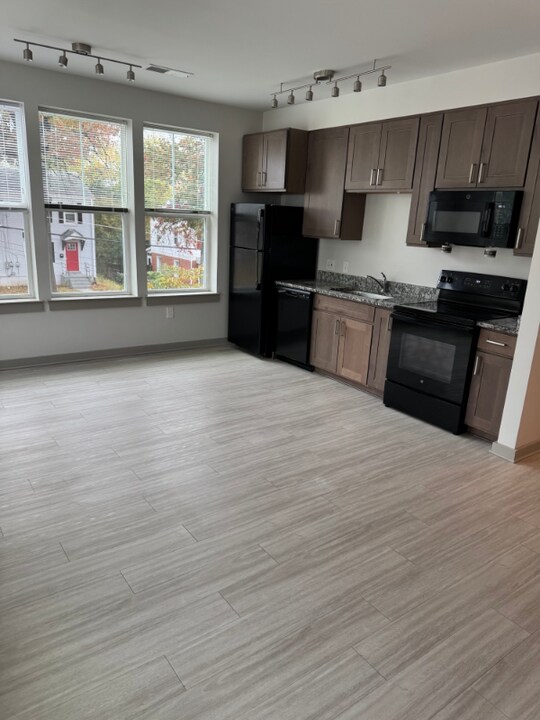 2317 Huntington Ave in Alexandria, VA - Building Photo