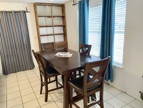 1918 Castle Gate Cir in San Marcos, TX - Building Photo - Building Photo