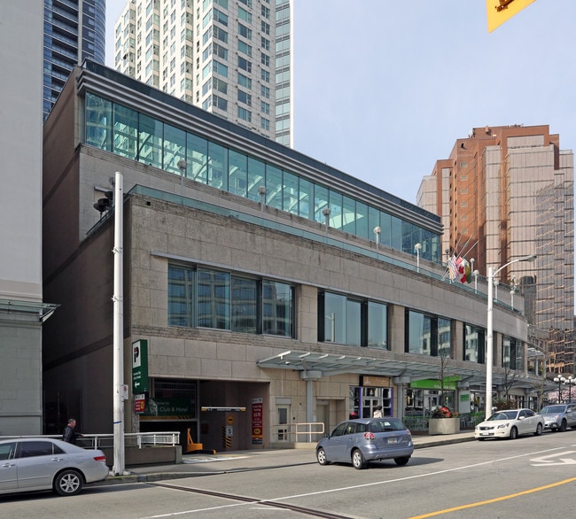 Terminal City Club Tower in Vancouver, BC - Building Photo - Building Photo