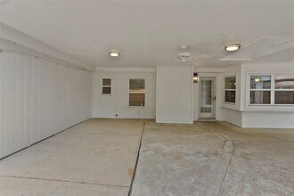 12303 Barryknoll Ln in Houston, TX - Building Photo - Building Photo