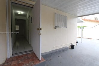 4051 NW 2nd St in Miami, FL - Building Photo - Building Photo