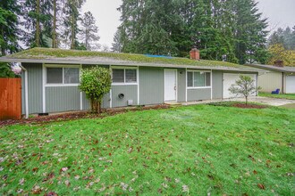 13817 NE 35th Cir in Vancouver, WA - Building Photo - Building Photo