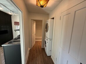 1051 Elk St in Franklin, PA - Foto de edificio - Building Photo