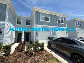 2554 Winsome Wy in Davenport, FL - Building Photo