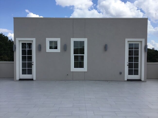 property at 1116 Bartlett St