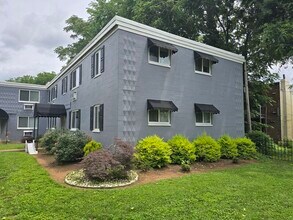 3206 Ellwood Ave in Richmond, VA - Building Photo - Building Photo