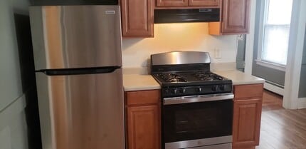 379 Winthrop Ave in New Haven, CT - Building Photo - Building Photo