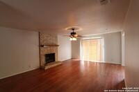 9570 Gladeview in San Antonio, TX - Building Photo - Building Photo