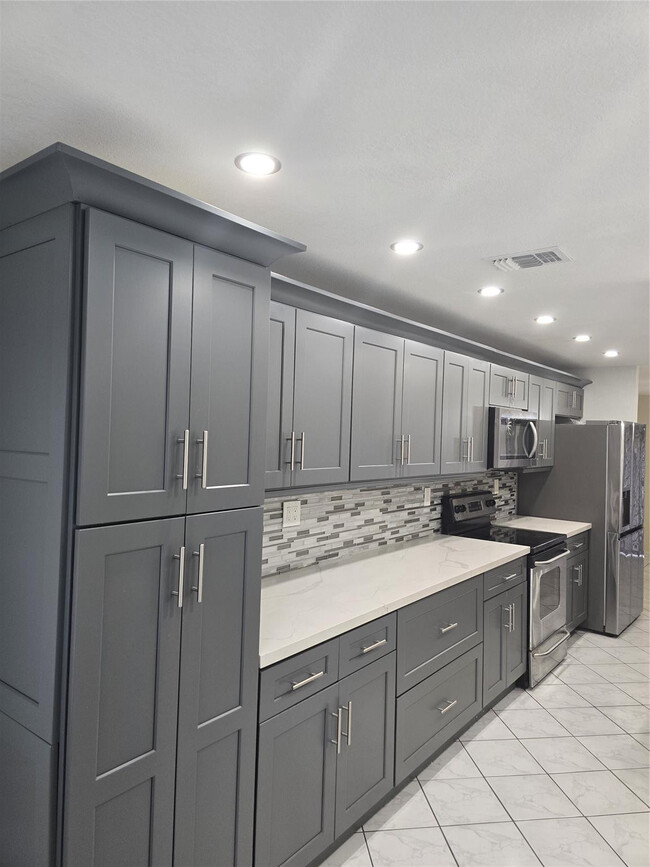 property at 8236 9th Ct