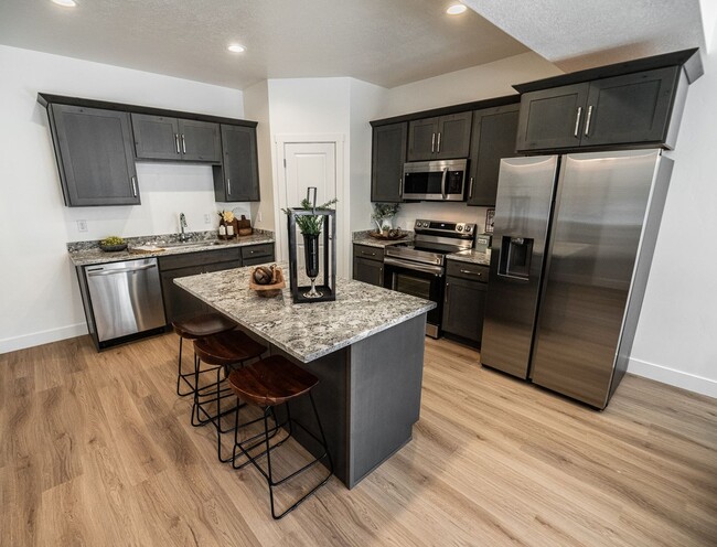 521 210 in Richmond, UT - Building Photo - Building Photo
