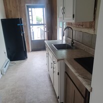 324 Franklin St, Unit 1 beds,West Reading in West Reading, PA - Building Photo