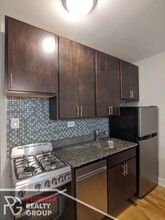 811 W Cornelia Ave, Unit 815-101 in Chicago, IL - Building Photo - Building Photo