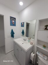 16953 NE 22nd Ave in North Miami Beach, FL - Building Photo - Building Photo
