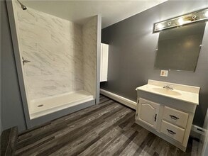 5 Pomham St in Cranston, RI - Building Photo - Building Photo