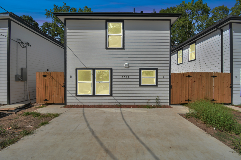 5709 Breland St in Houston, TX - Building Photo