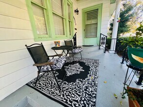 4623 Avenue N 1/2 Rear in Galveston, TX - Building Photo - Building Photo