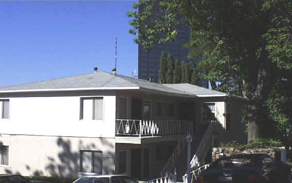 3926-3930 Kentucky Dr in Los Angeles, CA - Building Photo