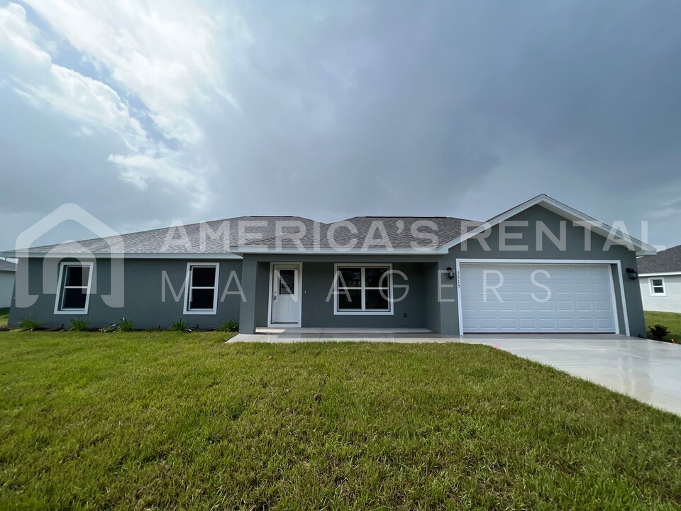 5515 Castania Dr in Sebring, FL - Building Photo