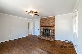 190 Brentwood Dr in Athens, GA - Building Photo - Building Photo