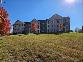 44 High St in Chester, NY - Building Photo