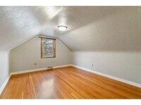 723 Laurel Ave photo'