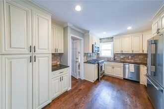 9805 Buice Rd in Alpharetta, GA - Building Photo - Building Photo