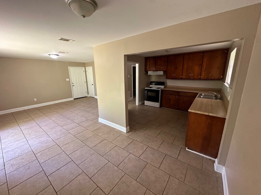 111 Sherwood Dr Rentals in Hammond, LA