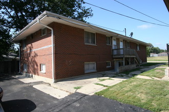 2233 Galilee Ave in Zion, IL - Building Photo - Building Photo