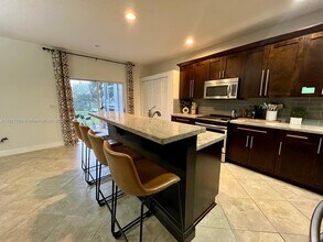 2214 SE 23rd Ave in Homestead, FL - Building Photo - Building Photo